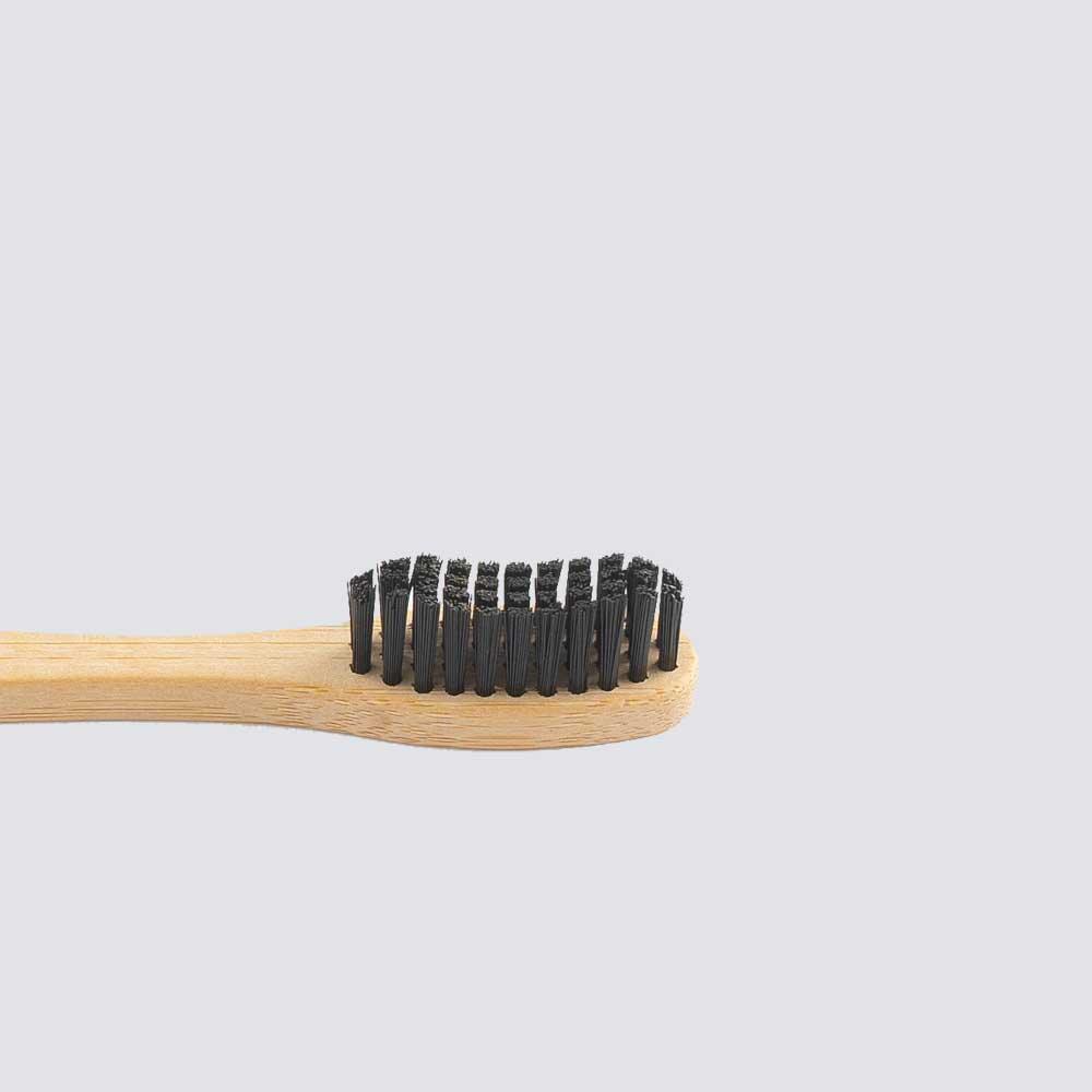 Bamboo Toothbrush (Dari Mooch)