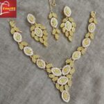 Beautiful Golden Necklace Set